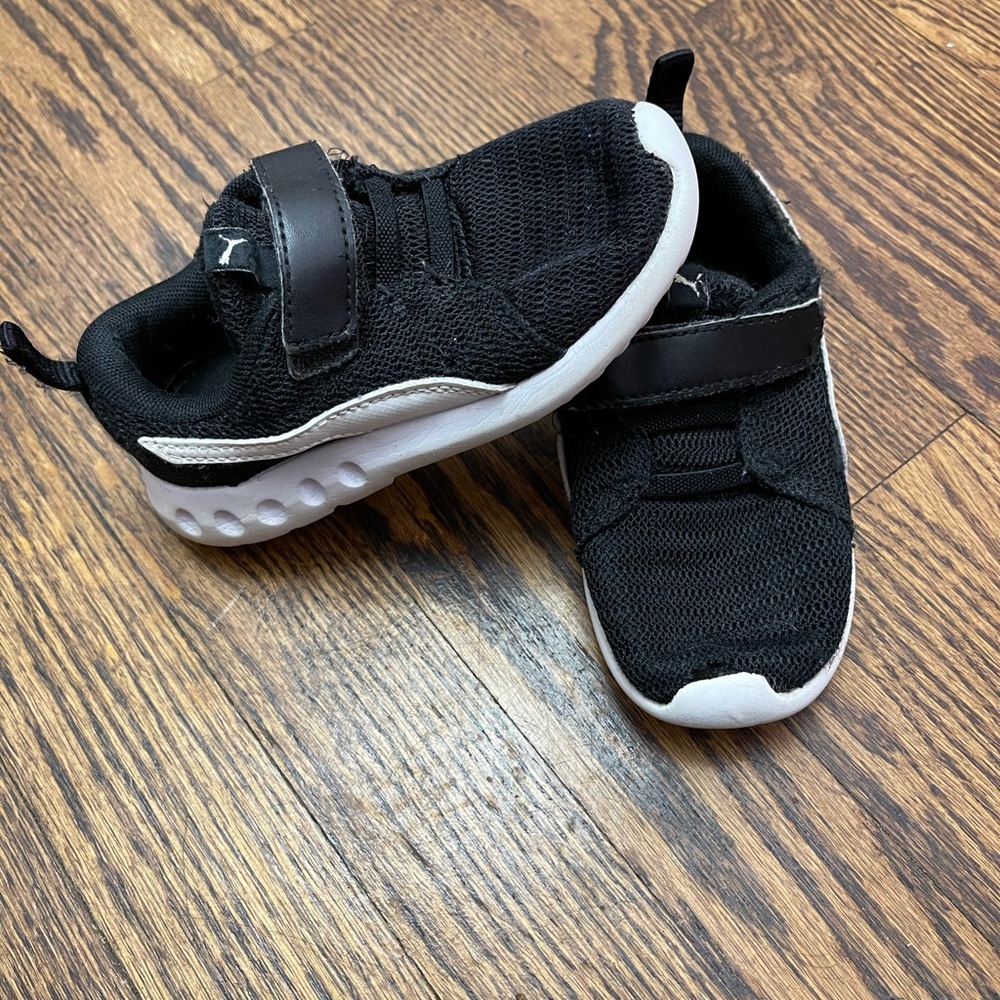 Puma shoes